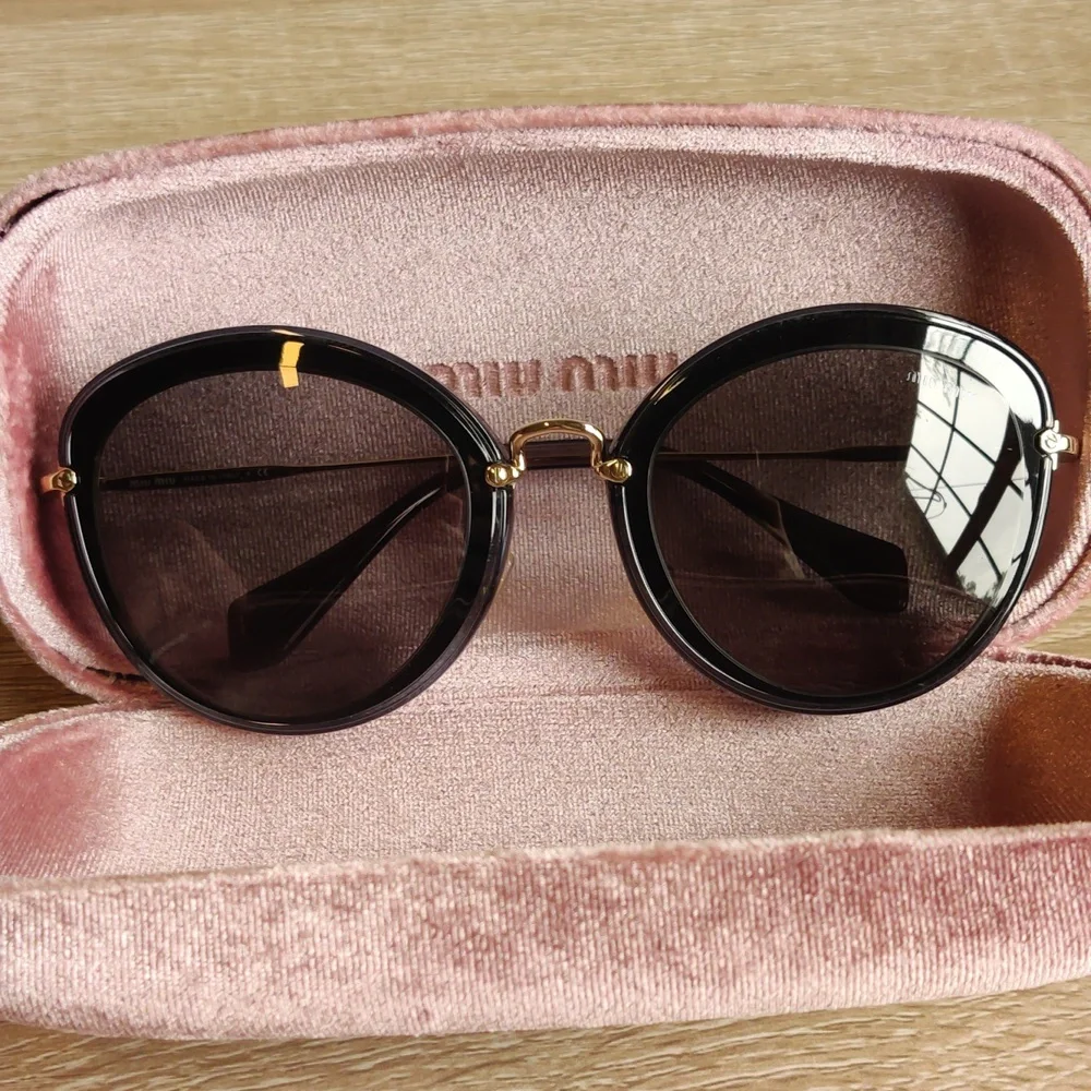 Miu Miu Sunglasses Black & Gold - Picture 11 of 11